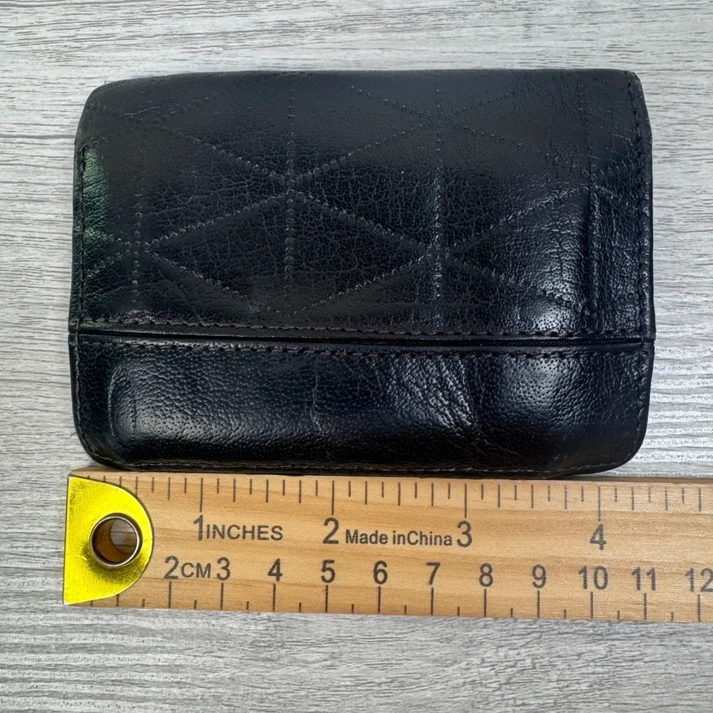 Oakley Vintage Bifold Leather Wallet‎ OS Slim Black Quilted Red Stitching Logo